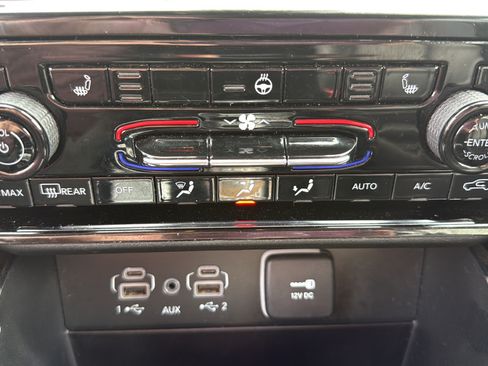 Used 2023 Jeep Grand Cherokee Limited AWD/4WD image 35