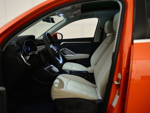 Used 2025 Audi Q3 2.0T Premium w/ Convenience Package image 25