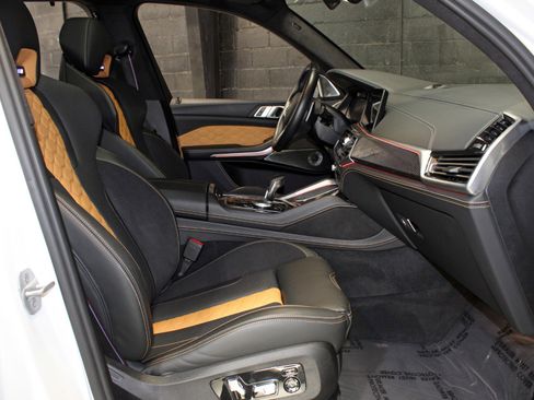 Used 2021 BMW X5 M w/ Competition Package image 53