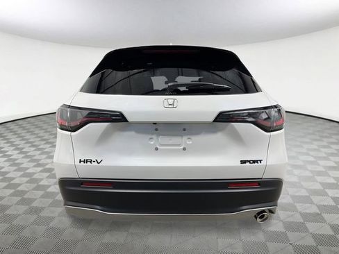 New 2026 Honda HR-V Sport image 4