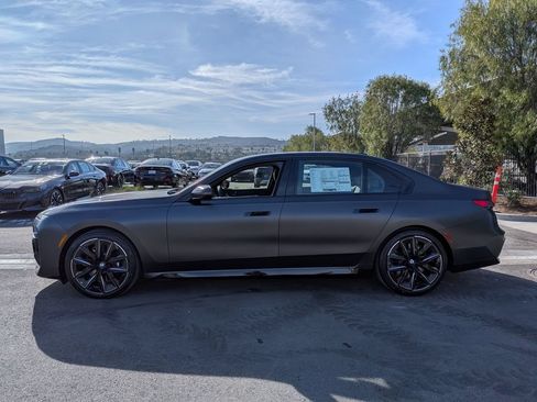 New 2026 BMW 740i RWD image 6