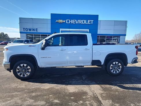 Used 2024 Chevrolet Silverado 2500 LT image 4