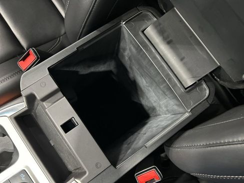 Certified 2023 Ford Explorer XLT w/ Equipment Group 202A image 26