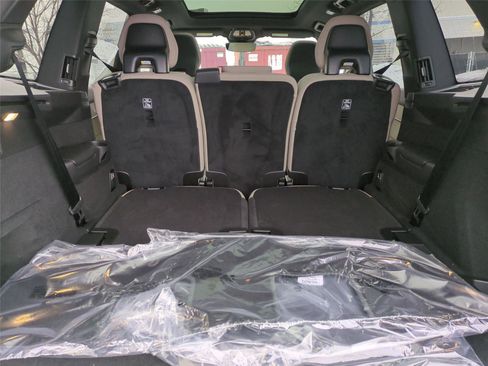 New 2026 Volvo XC90 B6 Plus image 21
