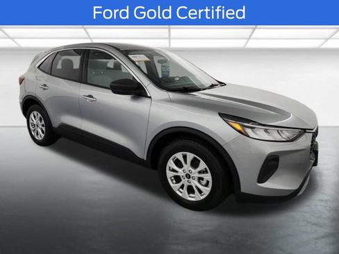 Certified 2024 Ford Escape Active FWD image 2
