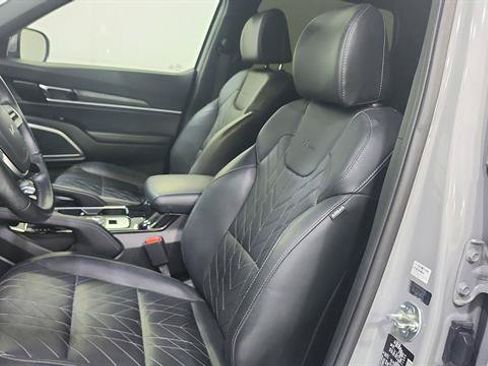 Used 2024 Kia Telluride EX X-Line AWD/4WD image 11