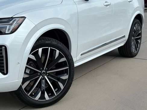 New 2026 Volvo XC90 B6 Plus w/ Protection Package Premier image 8