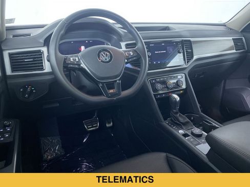 Used 2019 Volkswagen Atlas SEL R-Line AWD/4WD image 2