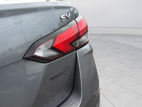 Used 2020 Nissan Versa SV FWD image 37