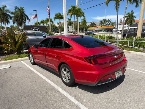 Used 2021 Hyundai Sonata SE FWD image 6