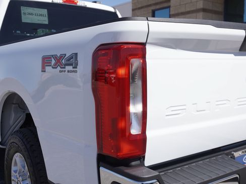 New 2026 Ford F250 XLT w/ FX4 Off-Road Package AWD/4WD image 18