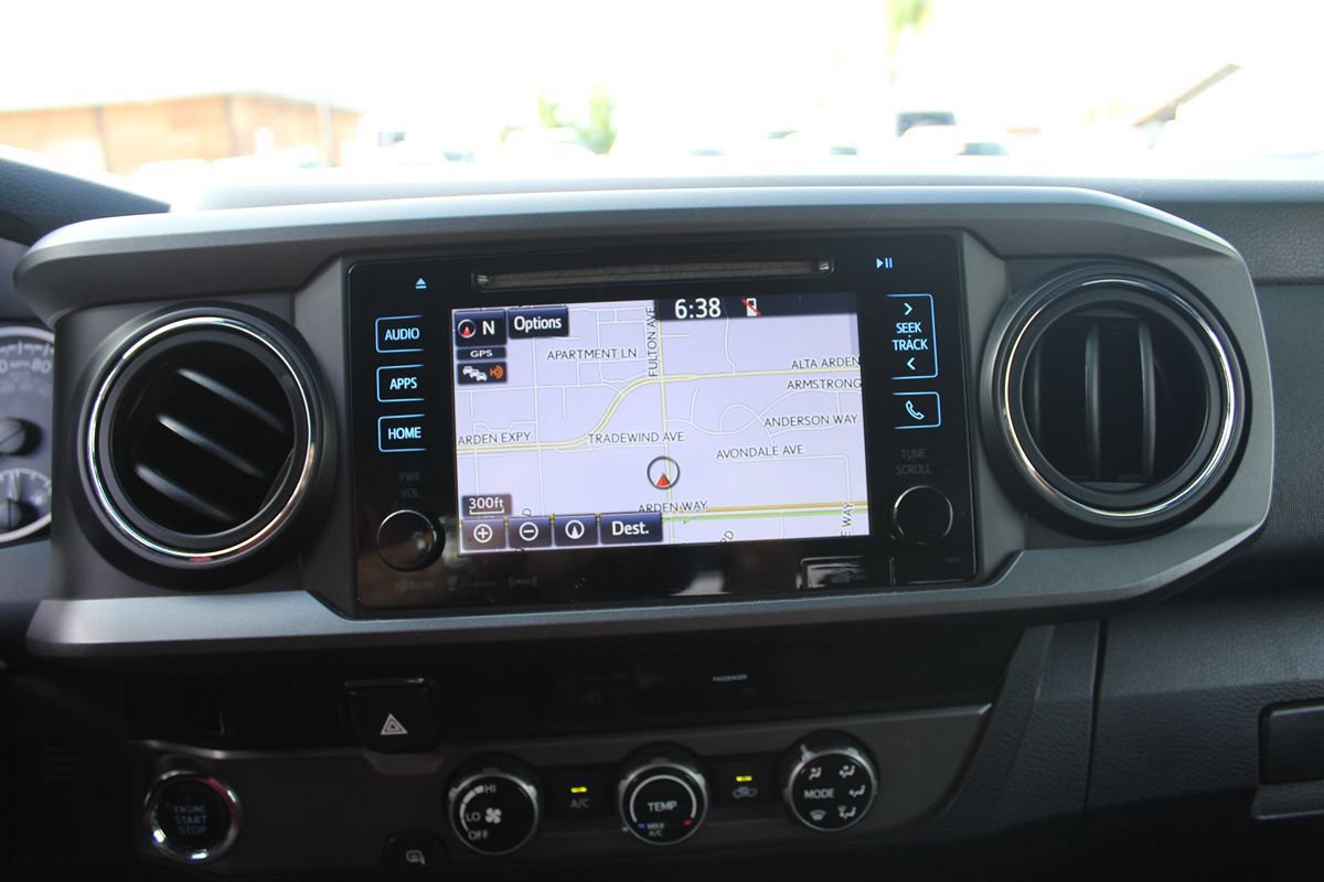 Used 2017 Toyota Tacoma TRD Sport RWD image 27