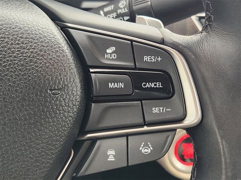 Certified 2018 Honda Accord Touring image 28