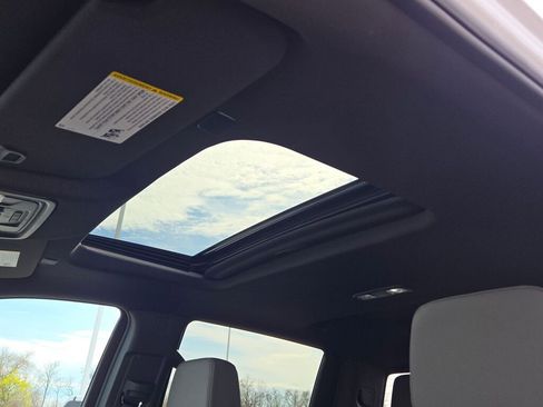 New 2026 Chevrolet Silverado 1500 ZR2 image 25