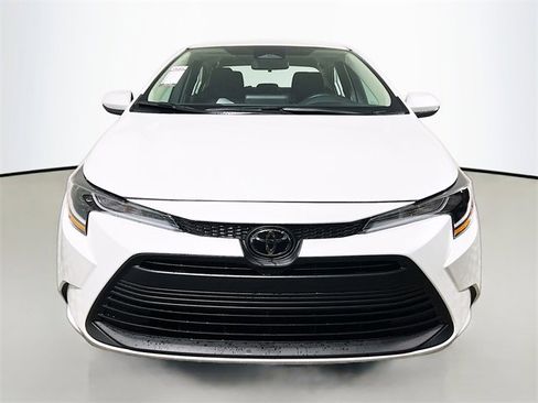 New 2026 Toyota Corolla LE image 8