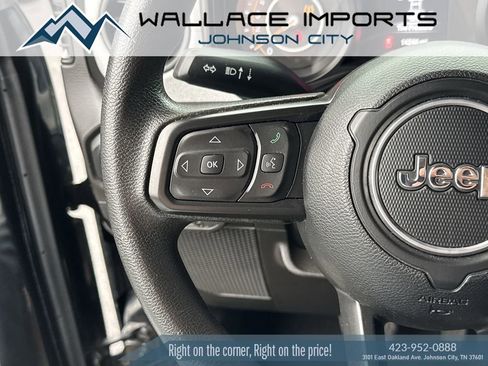 Used 2024 Jeep Gladiator Sport AWD/4WD image 29