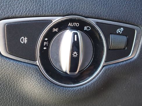 Used 2022 Mercedes-Benz E 450 4MATIC Sedan image 19