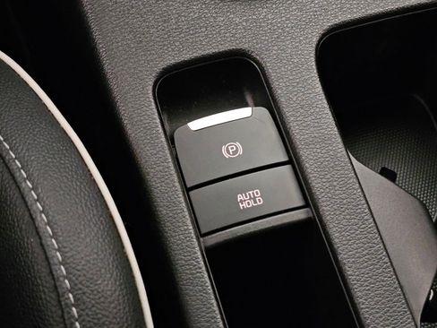 Used 2024 Kia Forte GT-Line image 23