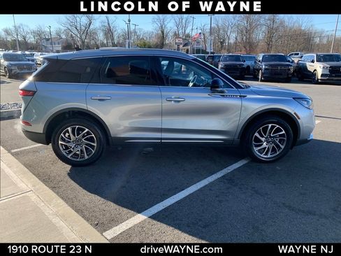 Certified 2021 Lincoln Corsair AWD w/ Equipment Group 101A image 9