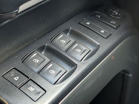 Used 2018 Chevrolet Silverado 1500 LT w/ All Star Edition image 16