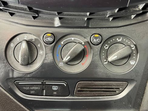 Used 2012 Ford Focus S FWD image 19
