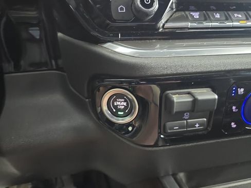 Certified 2025 Chevrolet Silverado 2500 High Country w/ Technology Package AWD/4WD image 25
