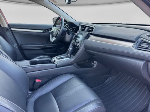 Used 2017 Honda Civic Touring image 16
