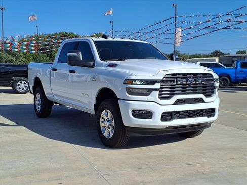 New 2025 RAM 2500 Big Horn image 34