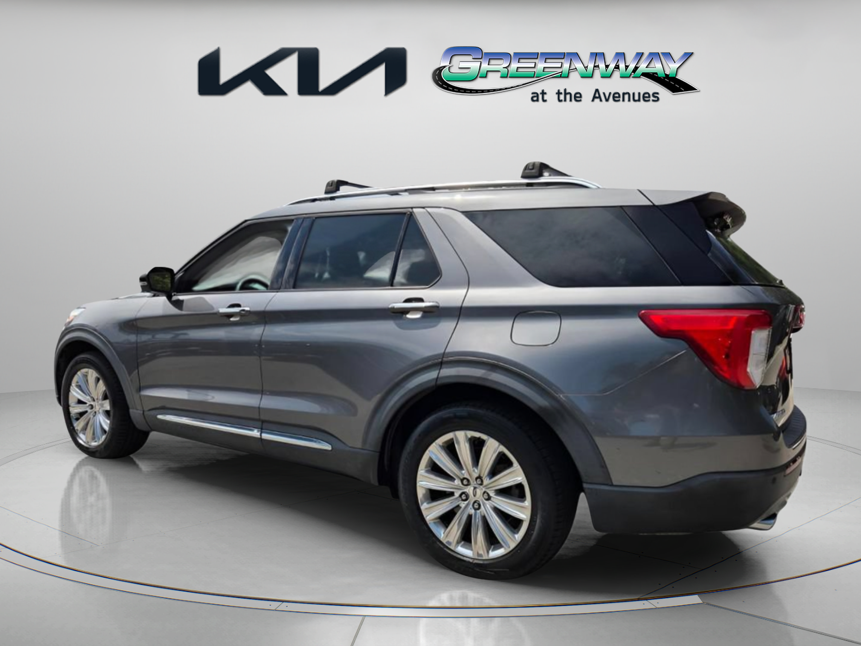 Used 2021 Ford Explorer Limited w/ Hybrid Equipment Group 310A RWD image 5