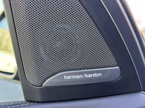 Used 2026 BMW X5 sDrive40i w/ Premium Package RWD image 25