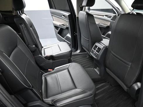 Used 2022 Volkswagen Atlas SE FWD image 19
