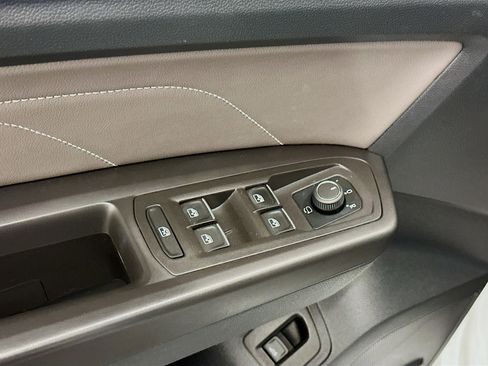 Used 2022 Volkswagen Atlas SEL Premium image 15