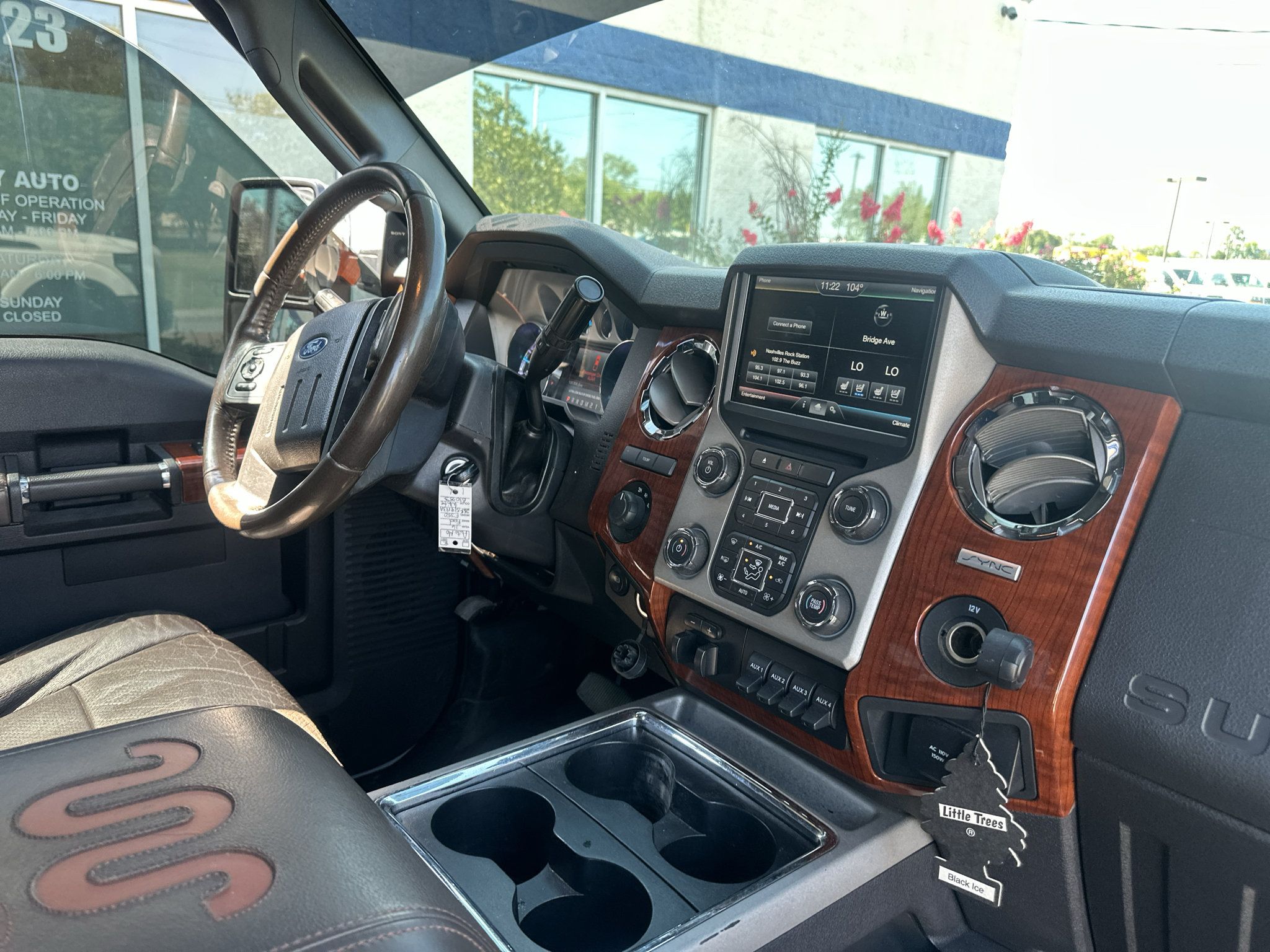 Used 2016 Ford F350 King Ranch AWD/4WD image 9