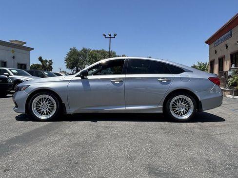 Used 2022 Honda Accord Sport image 3