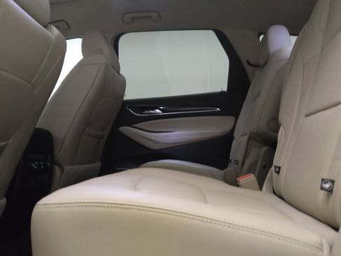 Used 2020 Buick Enclave Premium w/ Sun and Sites Package FWD image 18