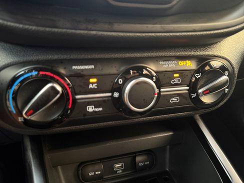 Used 2021 Kia Soul LX FWD image 22
