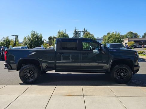 New 2026 Chevrolet Silverado 2500 ZR2 w/ LPO, Dark Essentials Package AWD/4WD image 8