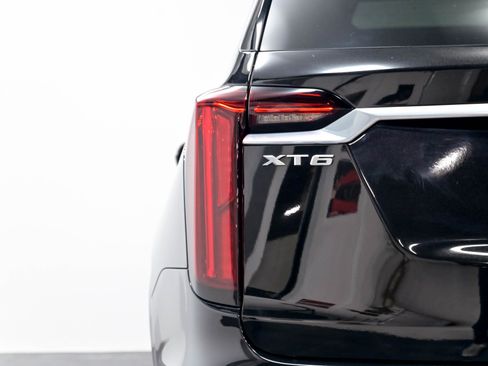Used 2022 Cadillac XT6 Luxury FWD image 55