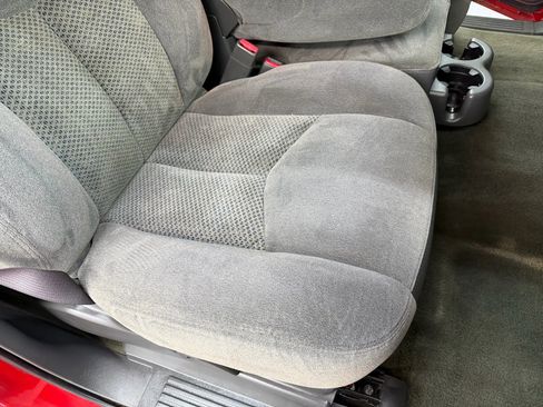 Used 2006 Chevrolet Silverado 1500 LT image 11