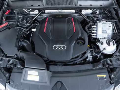 Certified 2022 Audi SQ5 Premium Plus w/ Premium Plus Package image 39