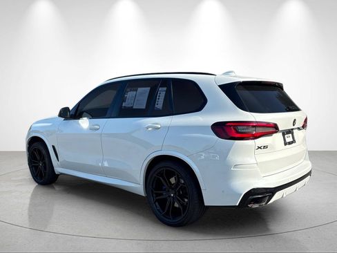 Used 2022 BMW X5 sDrive40i w/ M Sport Package RWD image 3
