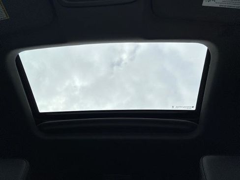 Used 2024 GMC Sierra 1500 Denali w/ Technology Package image 15