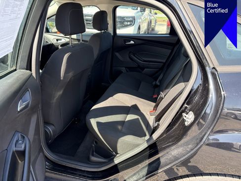 Used 2018 Ford Focus SE FWD image 11