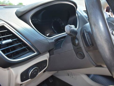 Used 2016 Lincoln MKX Reserve w/ Technology Package FWD image 28