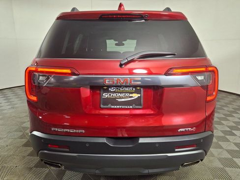 Used 2022 GMC Acadia AT4 w/ Technology Package image 4