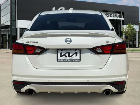 Used 2019 Nissan Altima 2.5 SL FWD image 10