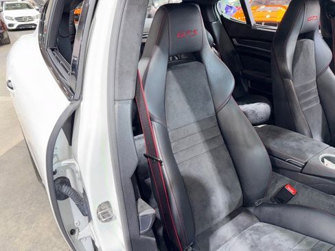 Used 2015 Porsche Panamera GTS image 68