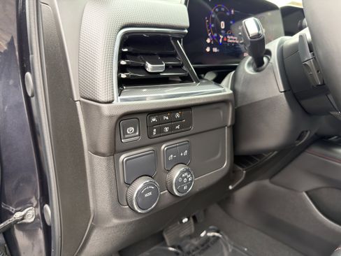 Used 2025 Chevrolet Tahoe RST RWD image 27