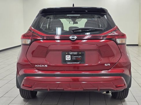 Used 2024 Nissan Kicks SR w/ SR Premium Package image 13
