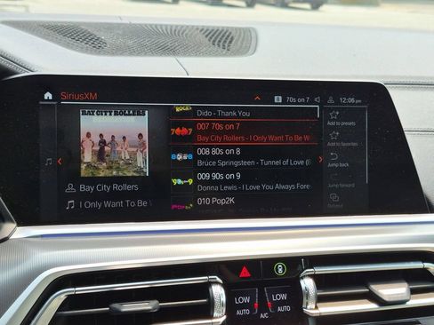 Used 2022 BMW X6 xDrive40i w/ M Sport Package AWD/4WD image 20